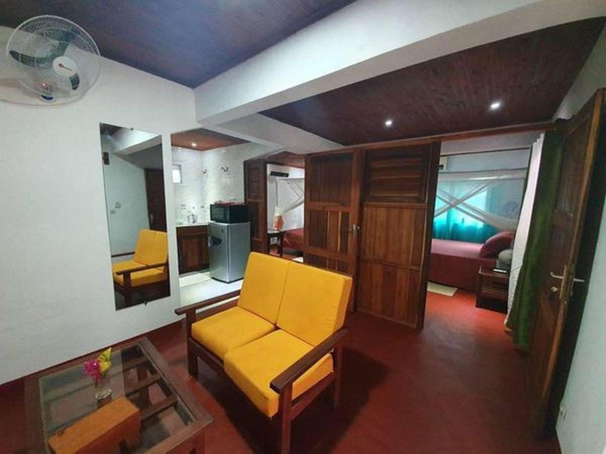 Edena Kely Hotel Mahajanga Exterior foto